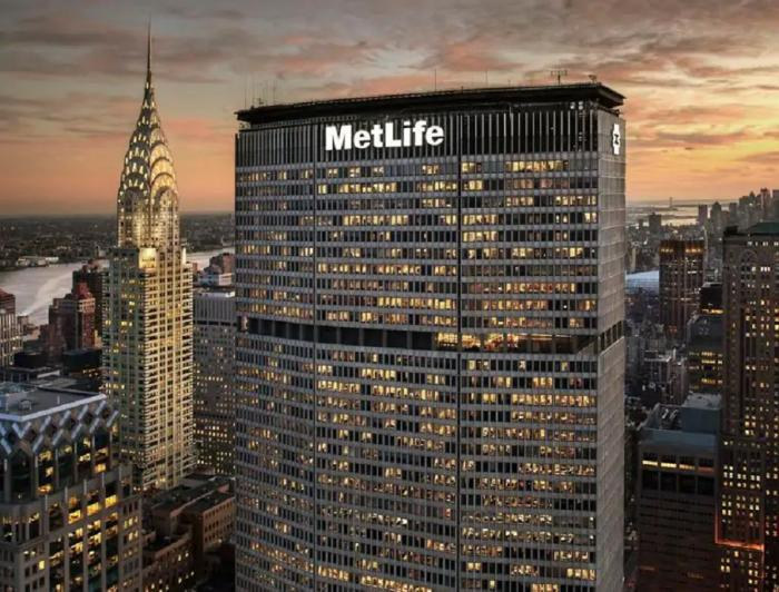 MetLife stock is up 20% this year and could gain even more
