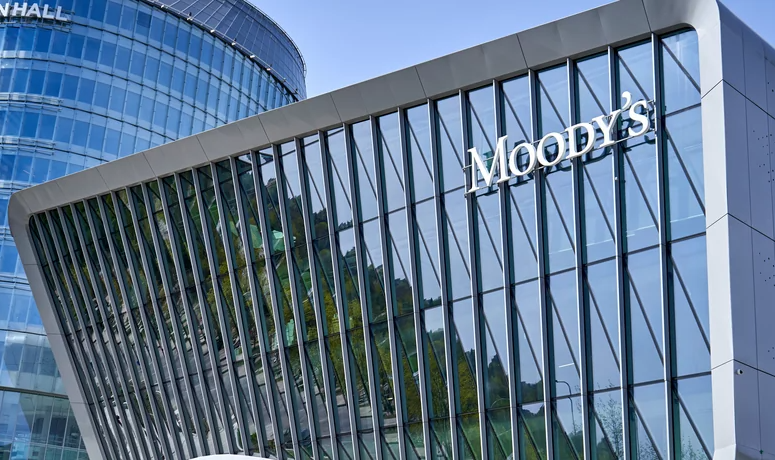 Moody’s changed outlook for Global P&C insurers