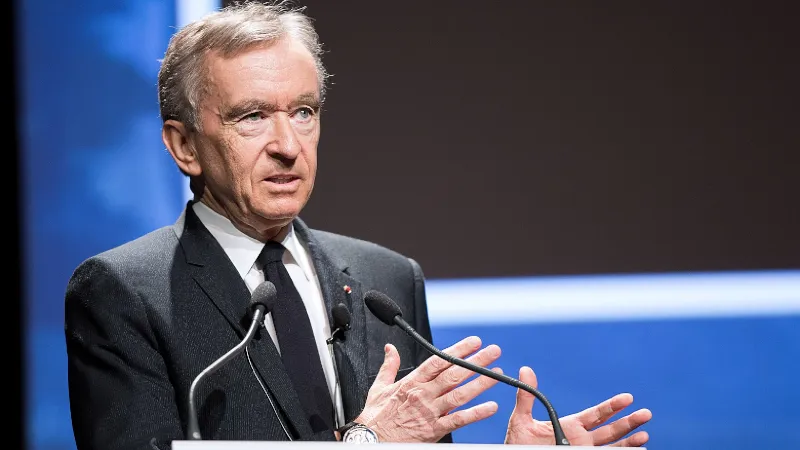 Bernard Jean Étienne Arnault is a French business magnate, chairman, CEO of LVMH 