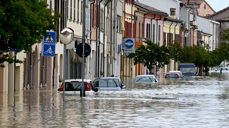 Catastrophic floods in Italy to cost billions euros for re/insurance sector