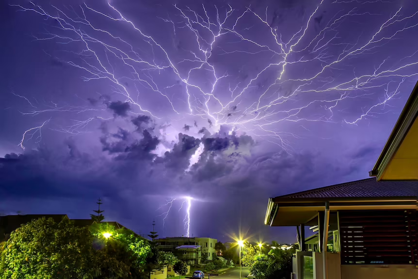 Lightning-Caused Homeowners Insurance. Top 10 States for Losses