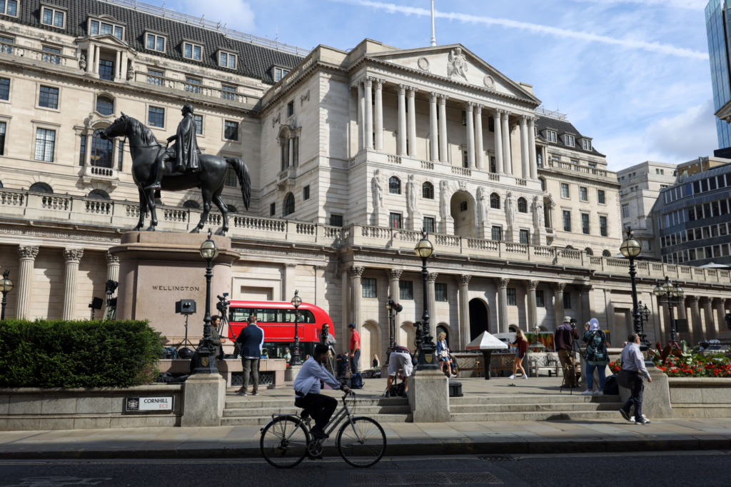 Bank of England to gain powers to manage demise of UK large insurers