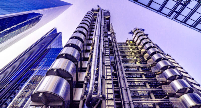 Lloyd's of London will stay in its City Tower until at least 2035