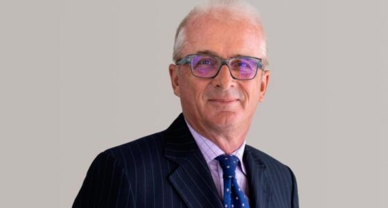 Paul Davies has decided to retire as vice chair of Aon