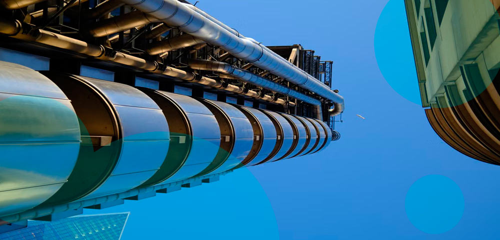 Lloyd's syndicate model and specialist underwriting